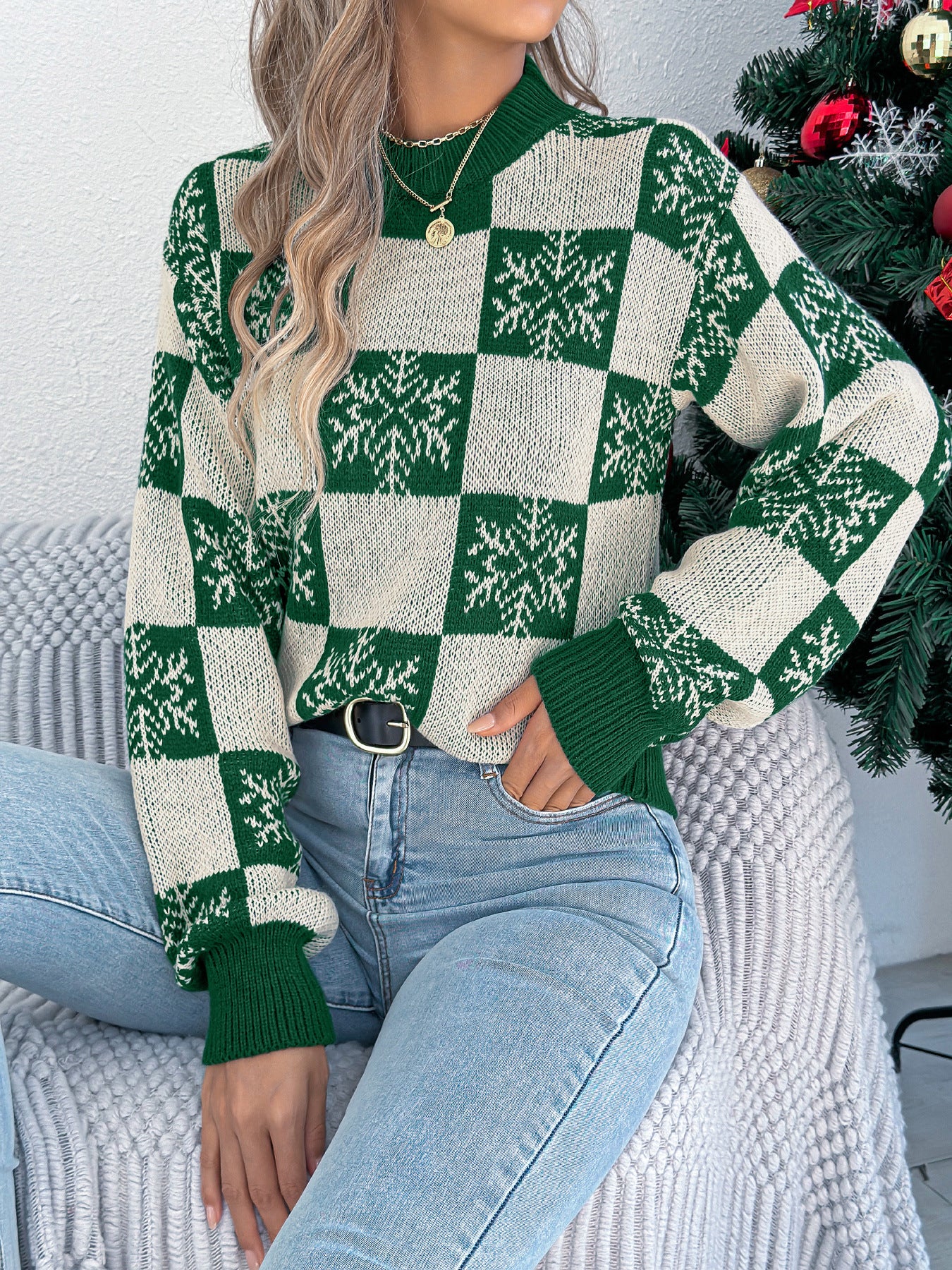 Snowflake plaid lantern long sleeved pullover sweater